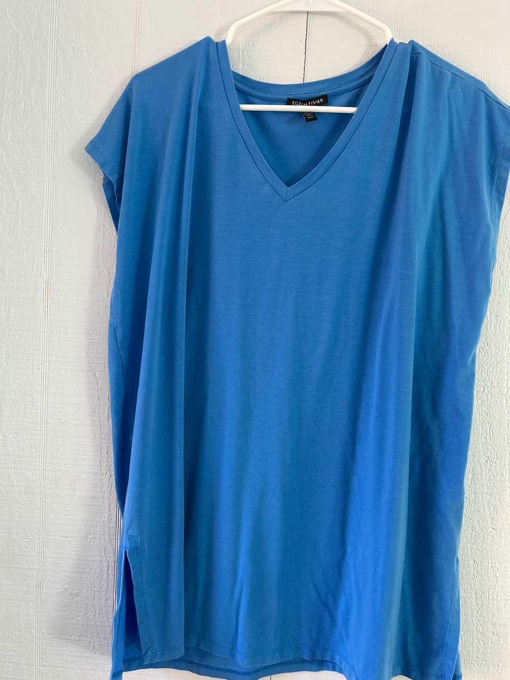 Eileen Fisher Light Blue V-Neck Long Boxy Top, Women Size Medium 95% Tencel Soft